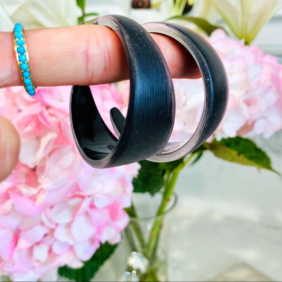 Alexis Bittar Wide Graduated Medium Hoop Earrings - Picture 6 of 16